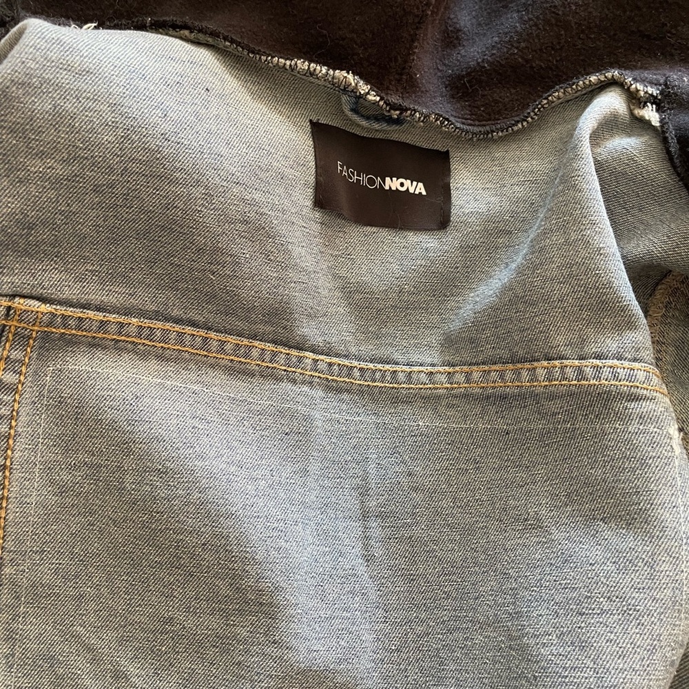 Fashion Nova Unisex Zip-Up Jean Jacket - Picture 3 of 4